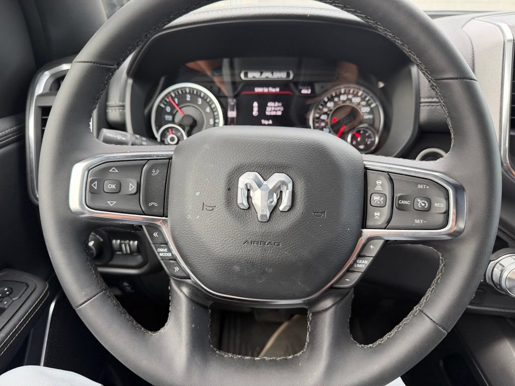 Used 2025 RAM 1500 Laramie w/ Sport Appearance Package AWD/4WD image 19