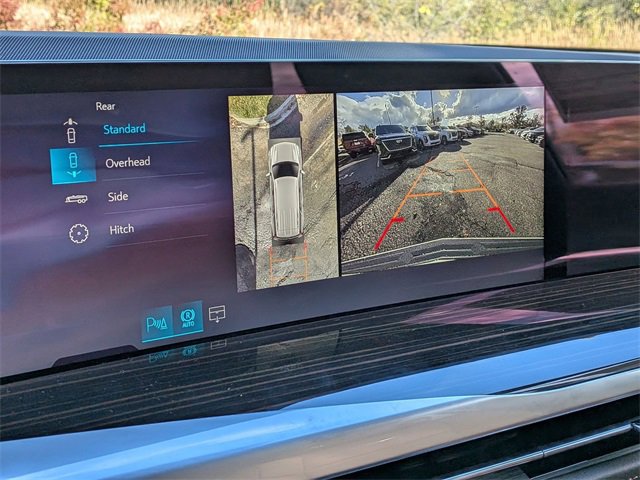 New 2026 Cadillac Escalade Luxury w/ Touring Package image 16