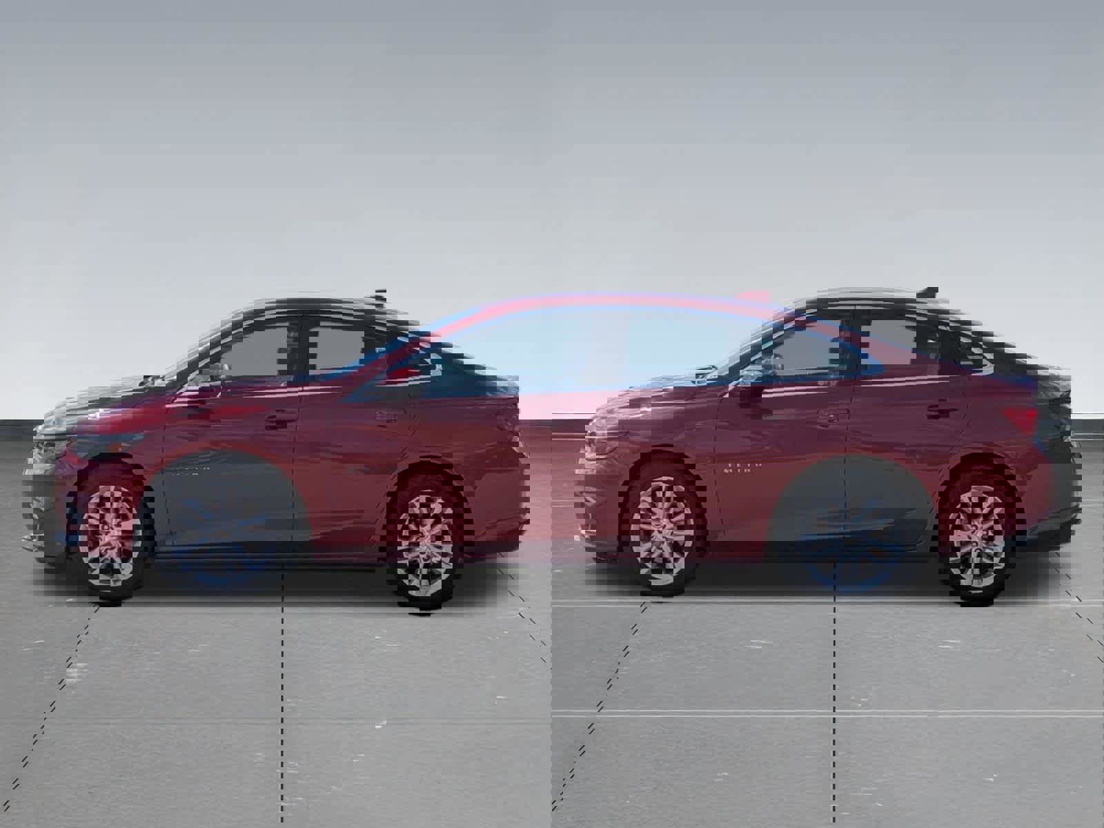 Used 2016 Chevrolet Malibu LT w/ Leather Package FWD image 2