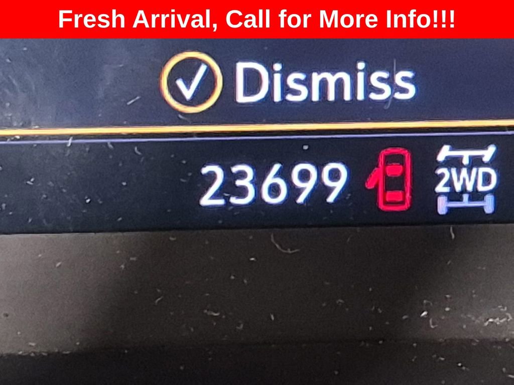 Used 2023 Buick Encore GX Select image 2