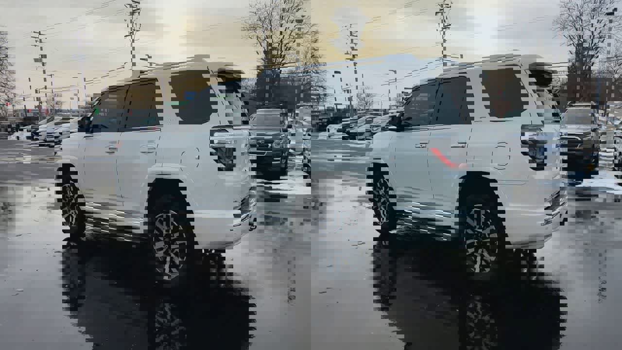 Used 2020 Toyota 4Runner Limited image 6