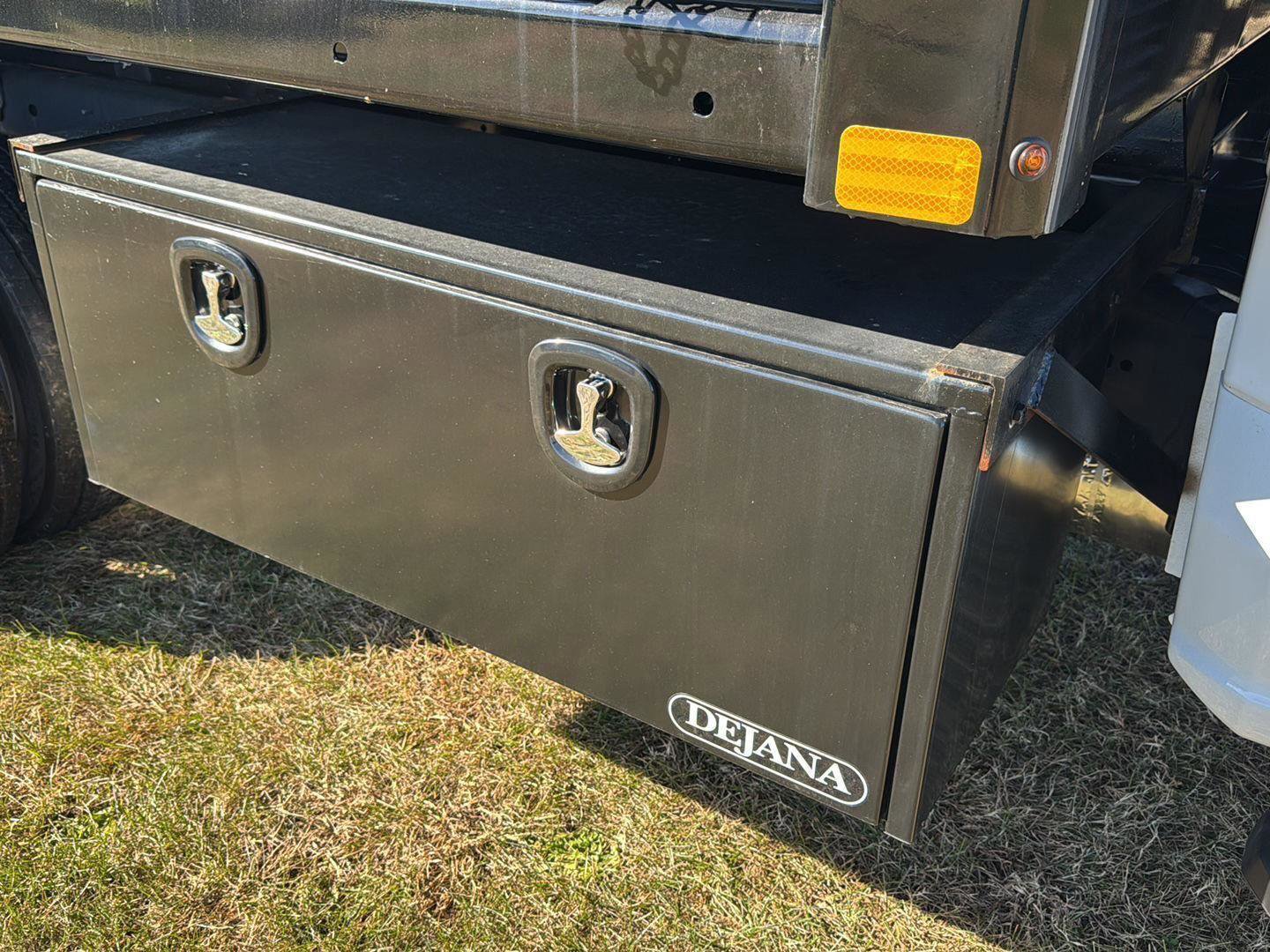 New 2024 Ford F450 XL image 13