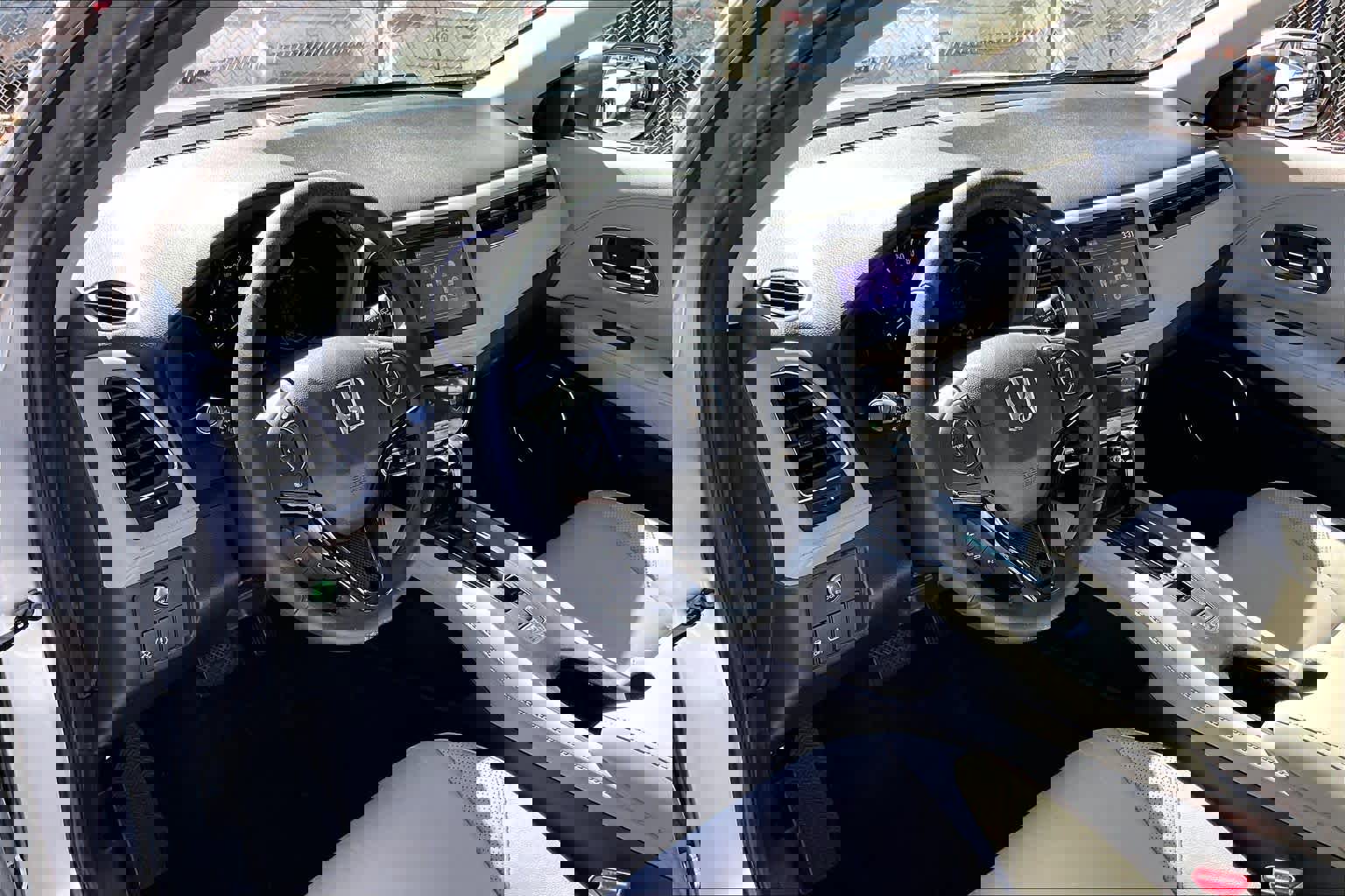 Used 2016 Honda HR-V EX-L image 18