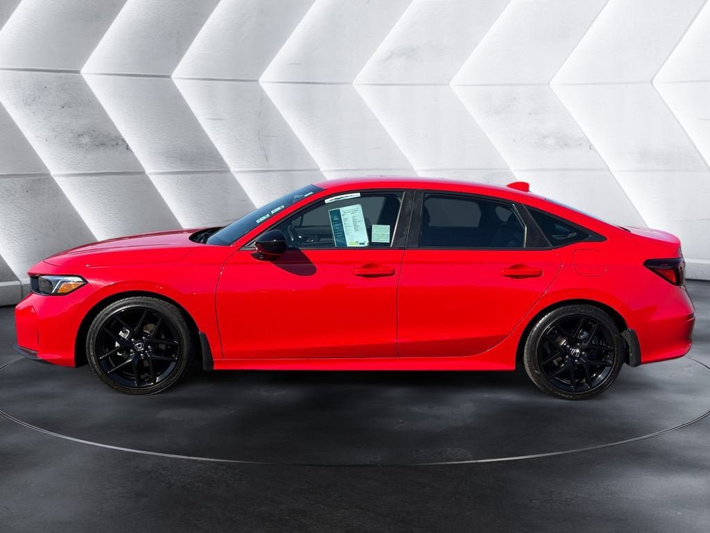 Used 2025 Honda Civic Sport image 2