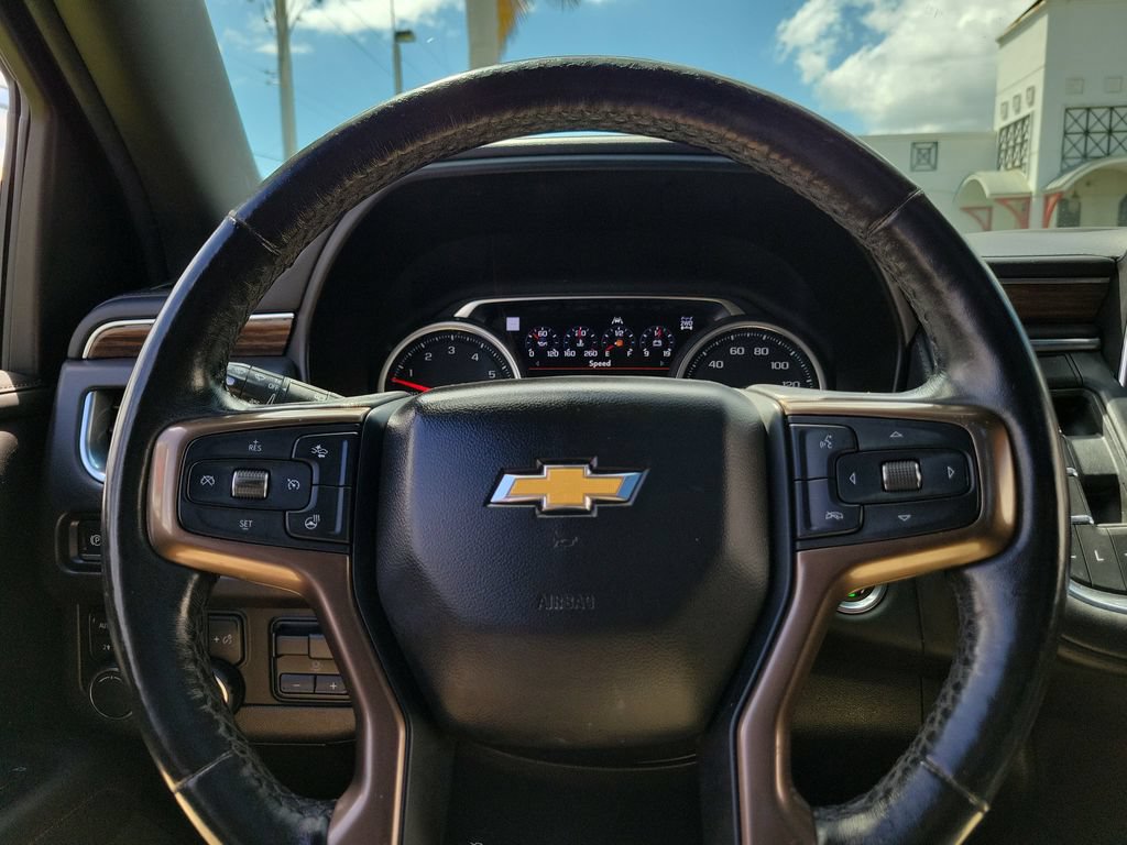 Used 2021 Chevrolet Suburban High Country w/ Premium Package AWD/4WD image 25