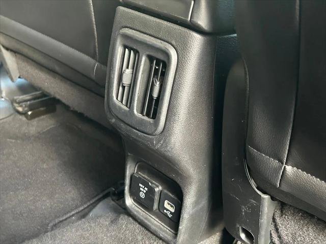 Certified 2018 Jeep Compass Latitude w/ Popular Equipment Group FWD image 33