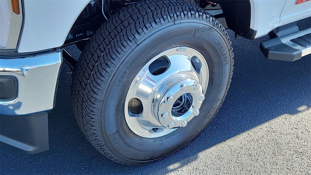 New 2026 Ford F350 XLT w/ XLT Premium Package image 10