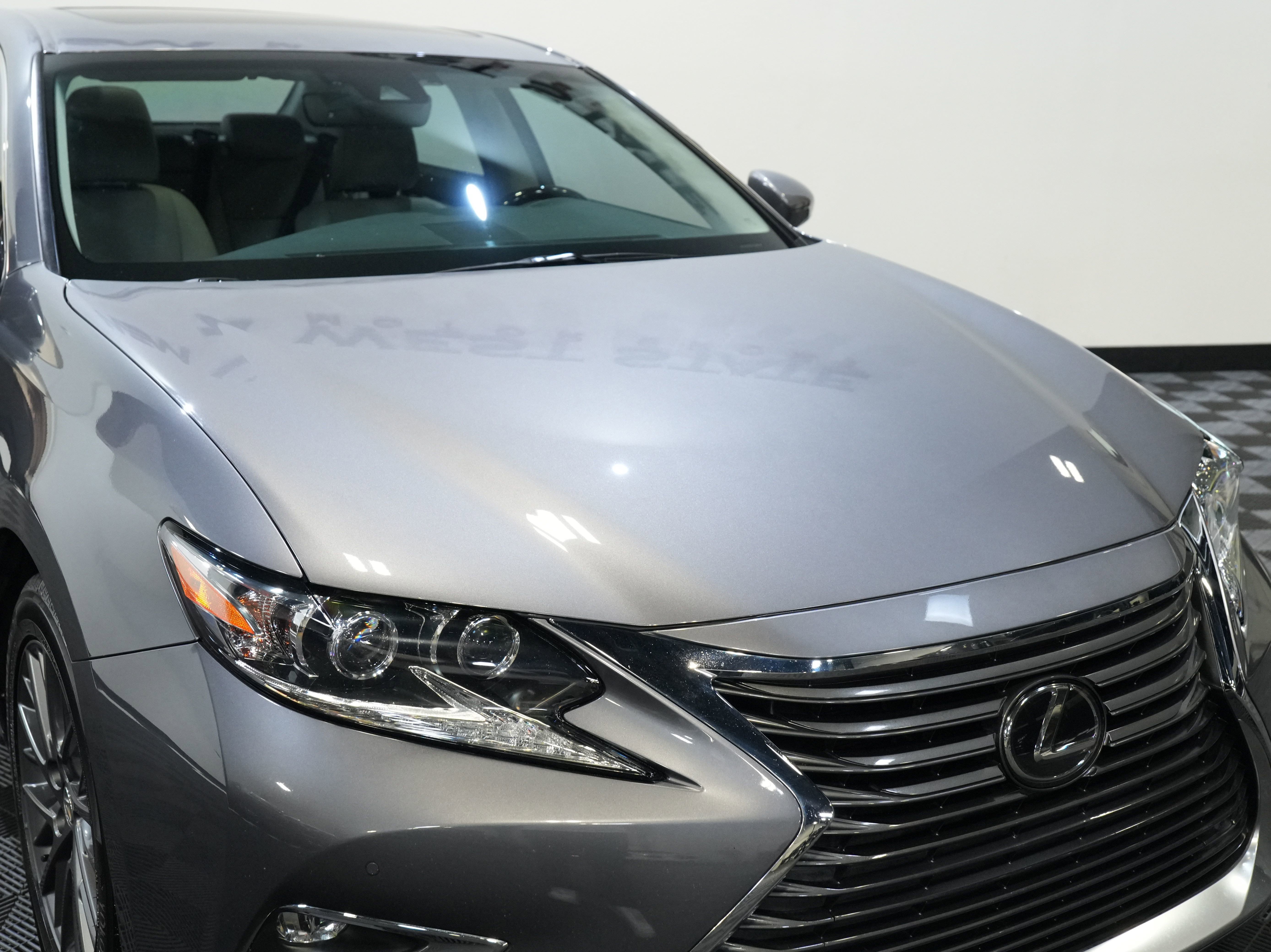 Used 2018 Lexus ES 350 w/ Navigation System Package FWD image 12