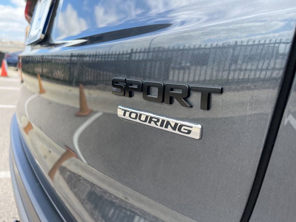 Certified 2025 Honda CR-V Sport Touring image 9