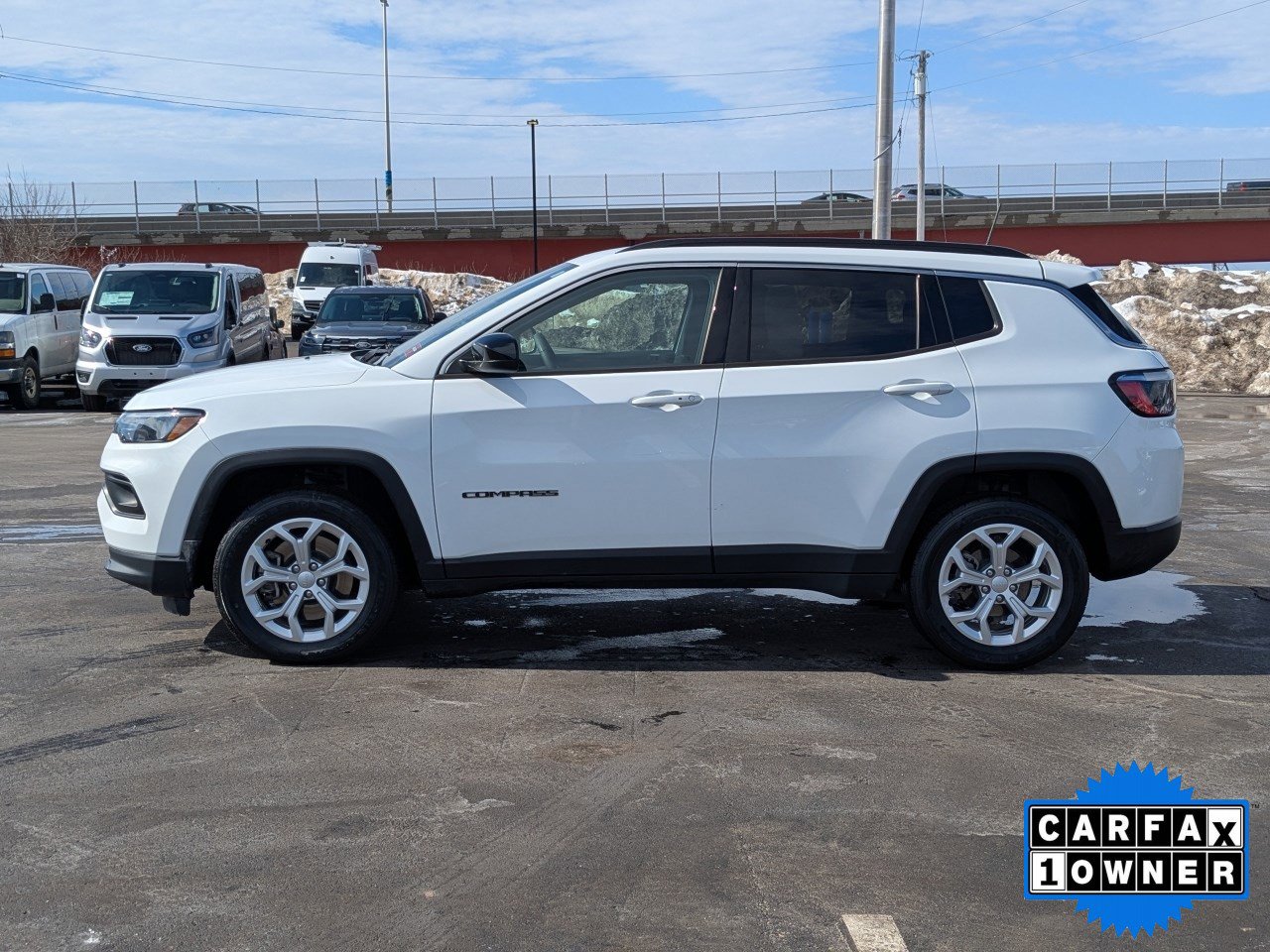 Used 2024 Jeep Compass Latitude image 7