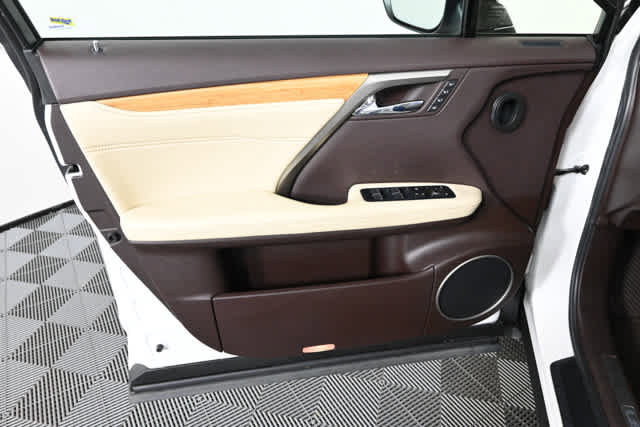 Used 2018 Lexus RX 450hL Premium w/ Premium Package image 21