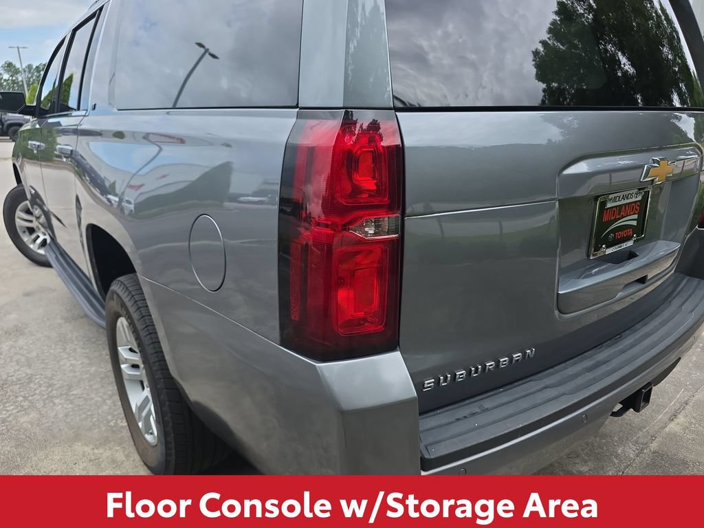 Used 2019 Chevrolet Suburban LT RWD image 9