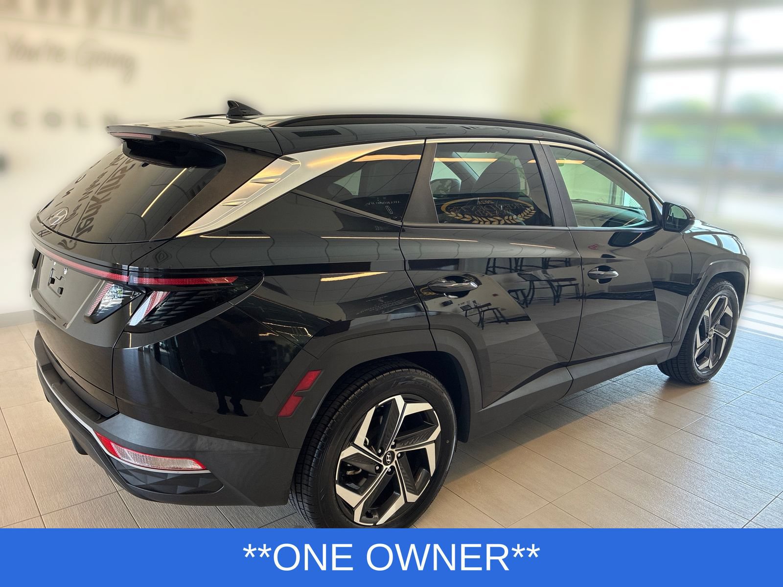Used 2022 Hyundai Tucson SEL w/ Convenience + Premium Package FWD image 3