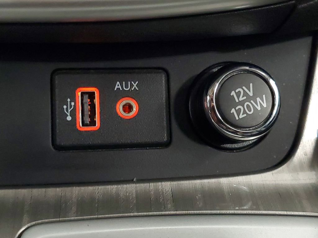 Used 2018 Nissan Murano SL w/ Moonroof Package AWD/4WD image 23