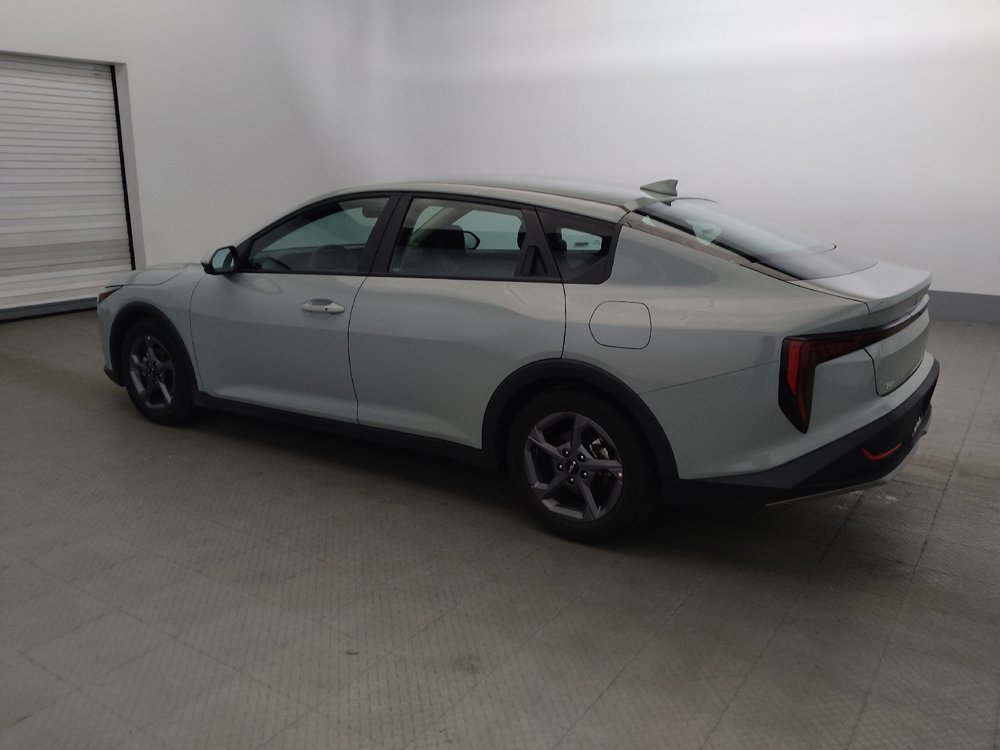 Used 2025 Kia K4 FWD image 3