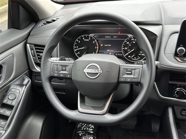 Certified 2025 Nissan Rogue S image 32