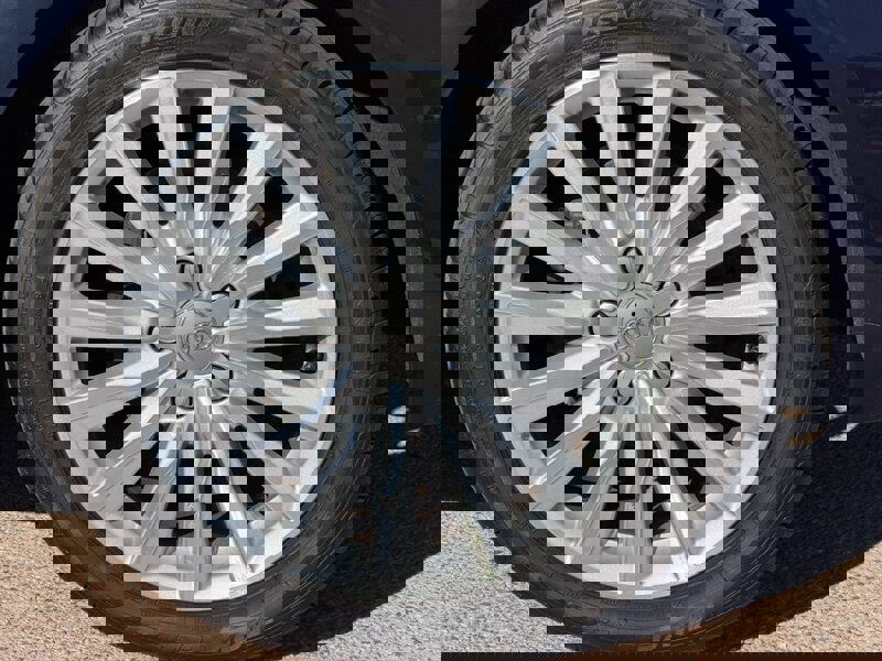 Used 2017 Audi A3 e-tron Premium Plus w/ Technology Package image 32