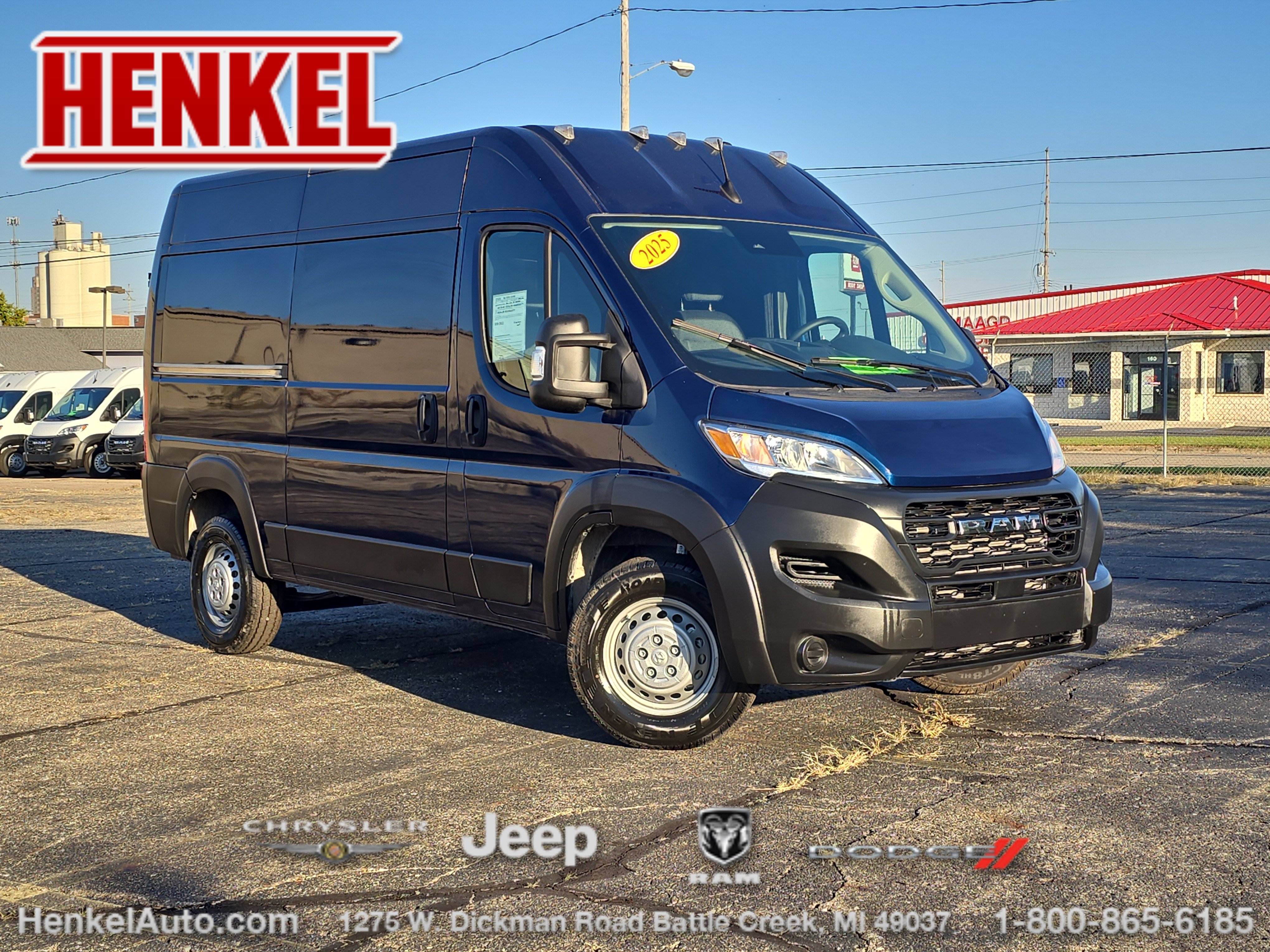 Used 2025 RAM ProMaster 2500 w/ Upfitter's Prep Package FWD image 1