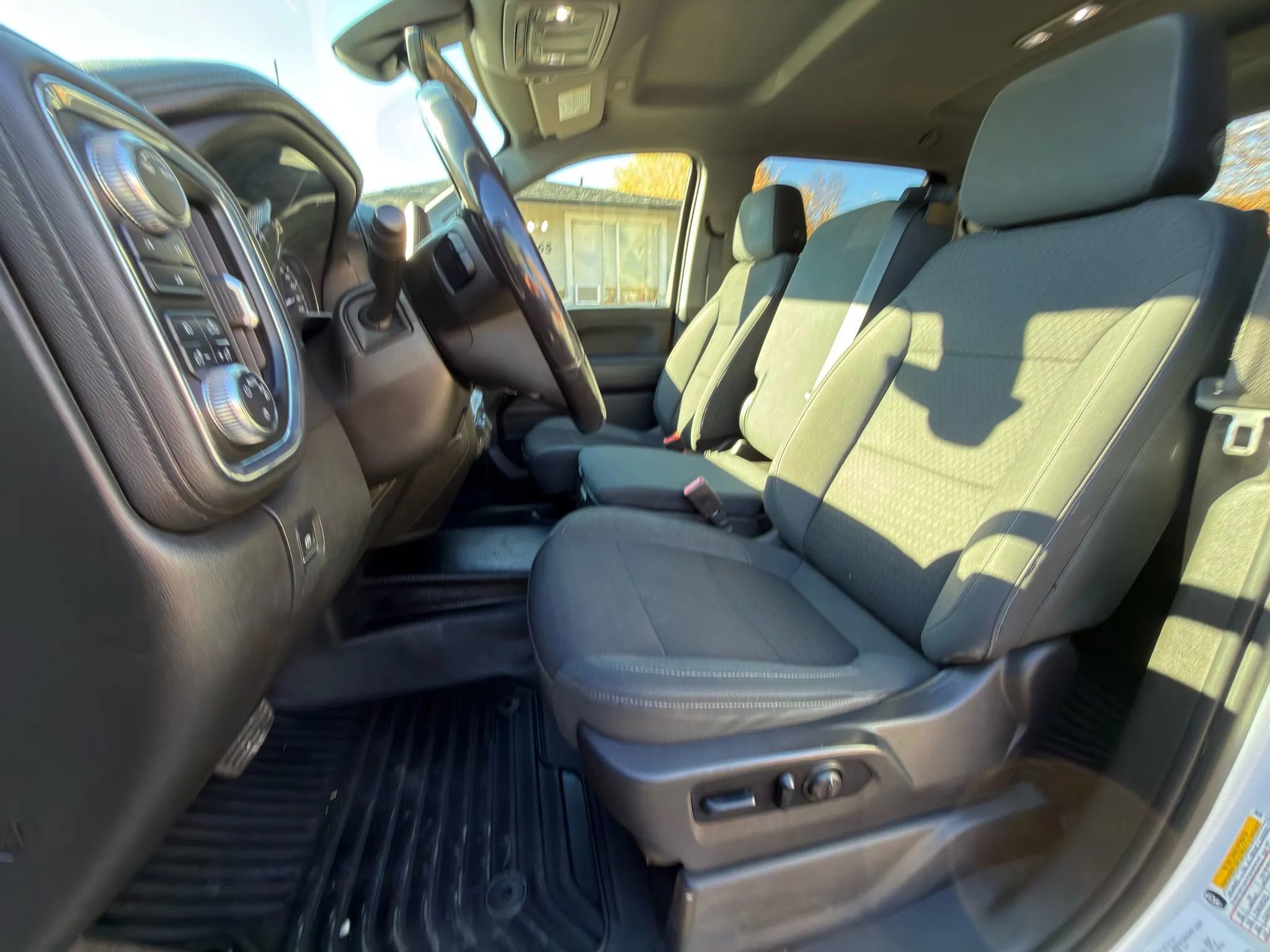 Used 2021 GMC Sierra 2500 SLE image 36