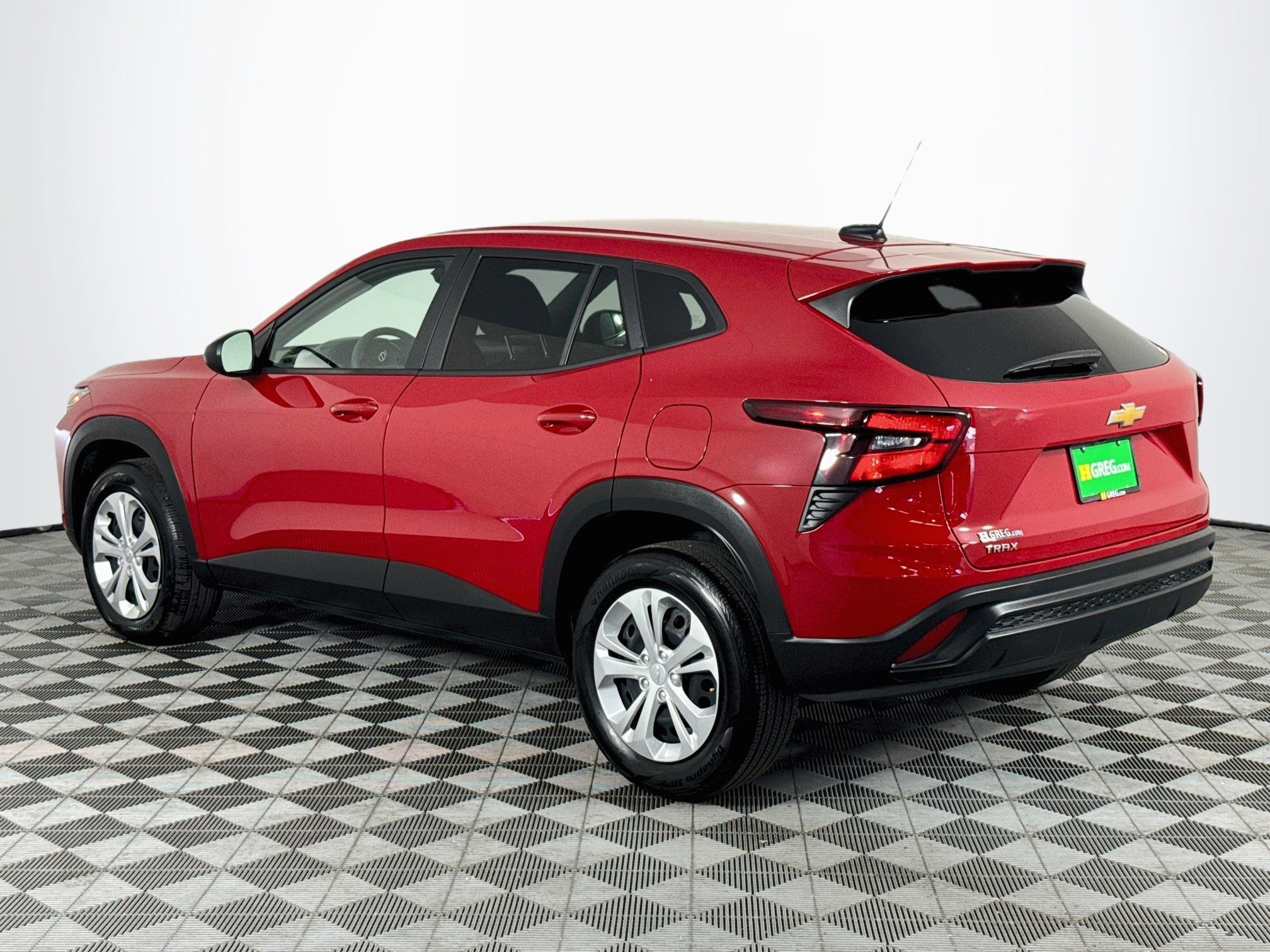Used 2026 Chevrolet Trax LS FWD image 6