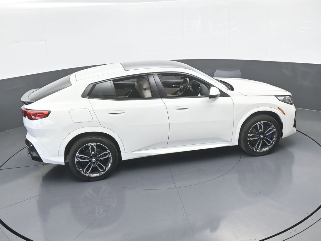 Used 2025 BMW X2 xDrive28i image 56