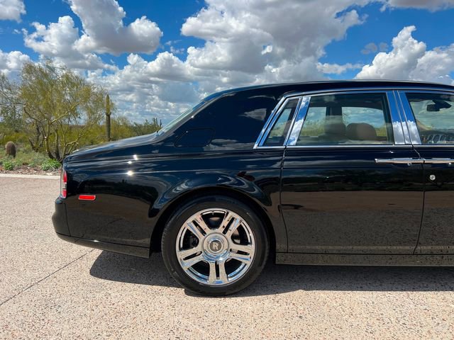 Used 2004 Rolls-Royce Phantom Sedan image 29