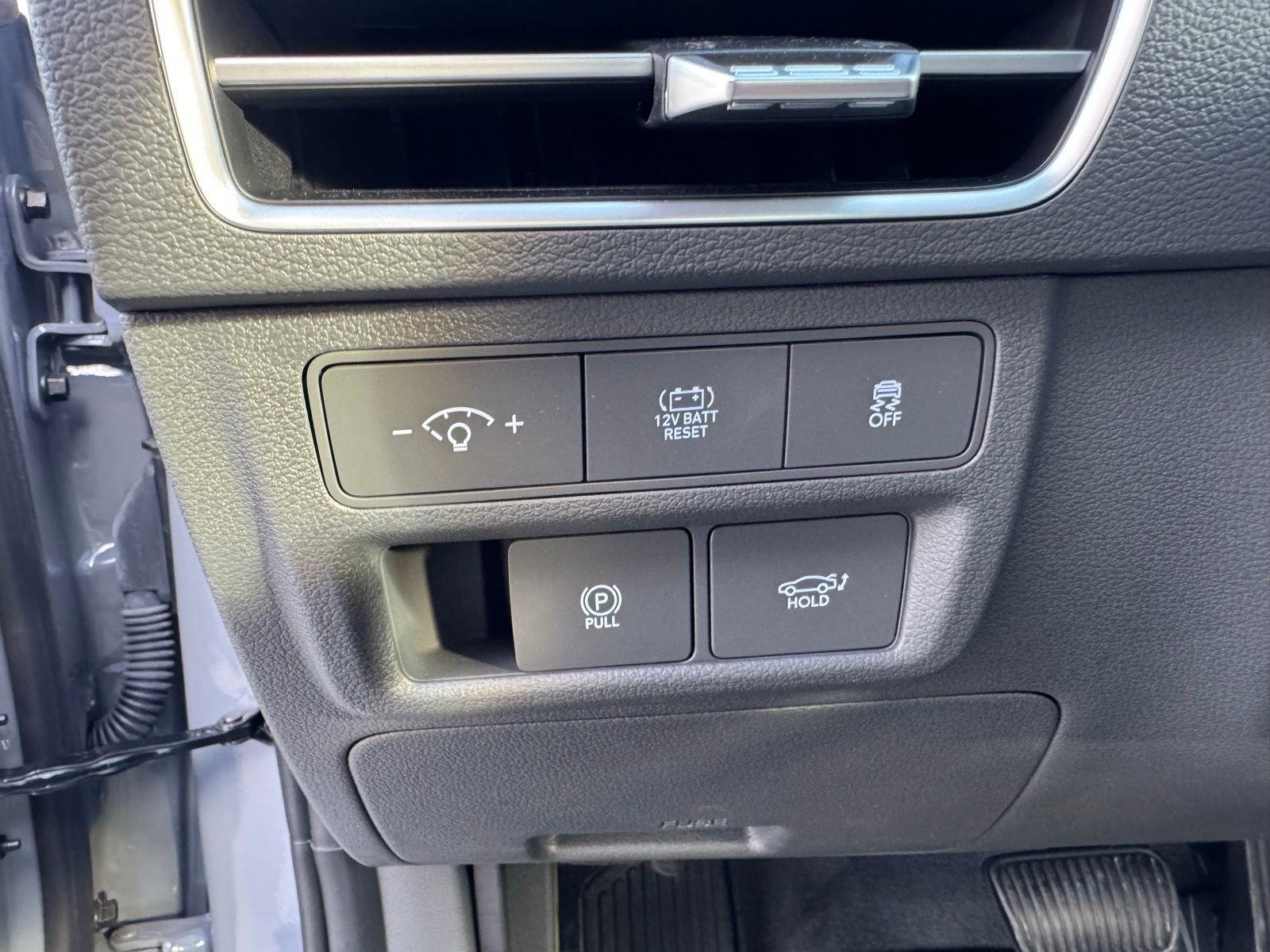 New 2025 Hyundai Sonata Limited image 15