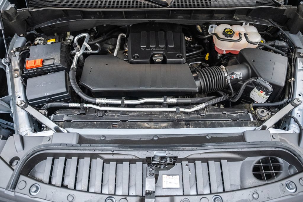 Used 2025 Chevrolet Silverado 1500 Custom w/ Turbomax Blackout Package AWD/4WD image 21