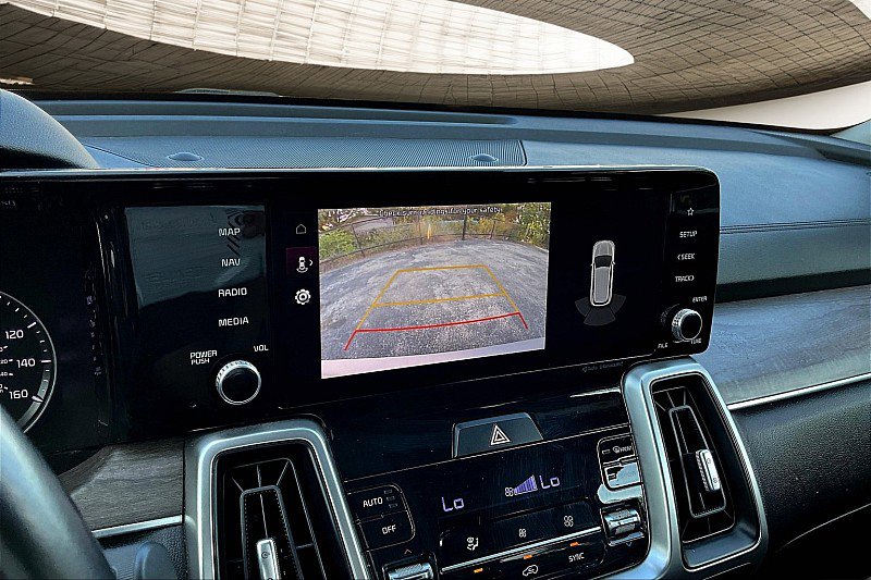 Used 2022 Kia Sorento S image 22