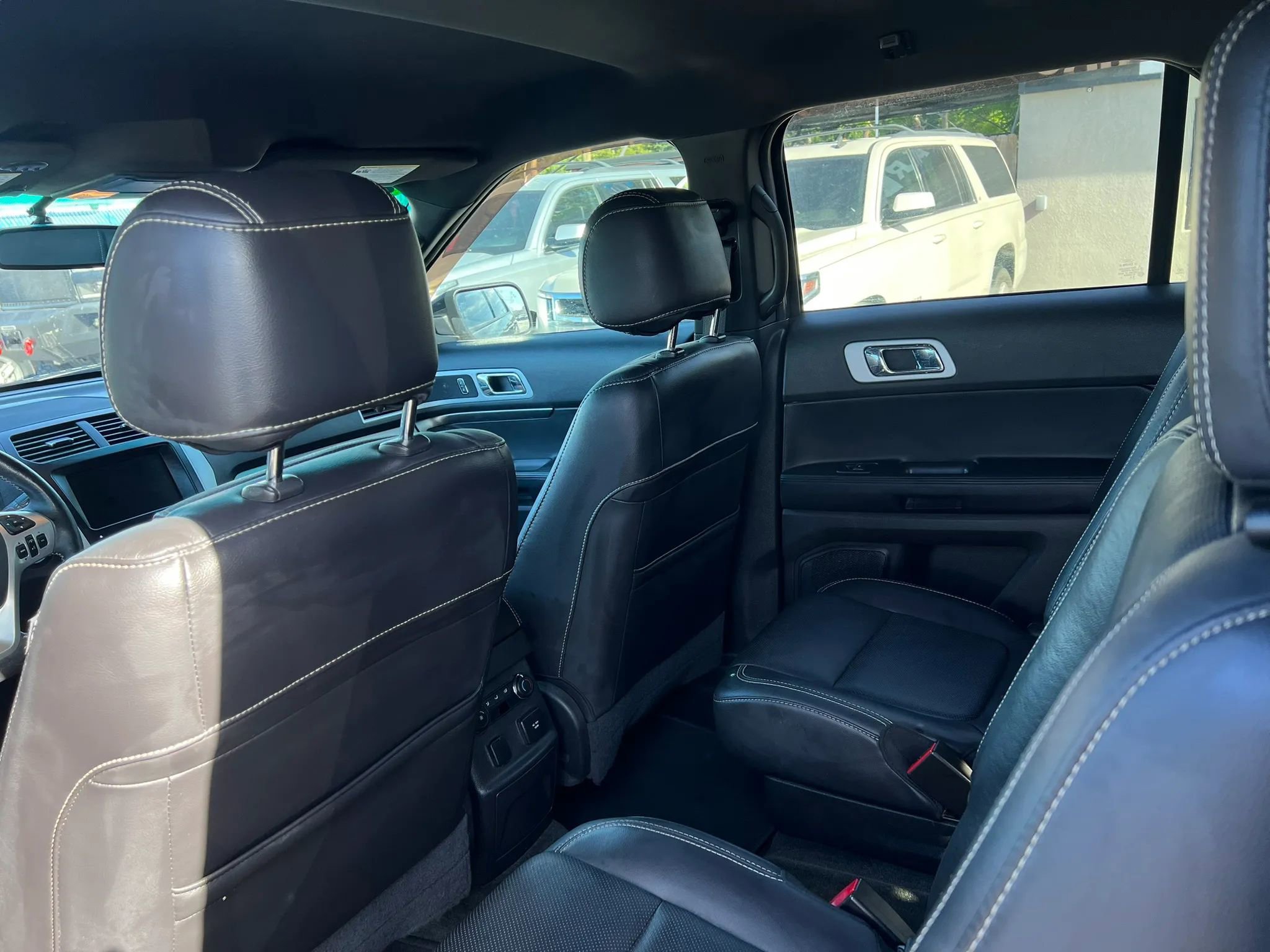 Used 2015 Ford Explorer Sport w/ Equipment Group 401A image 9