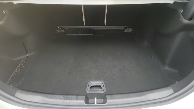Used 2025 Mercedes-Benz C 300 Sedan image 30