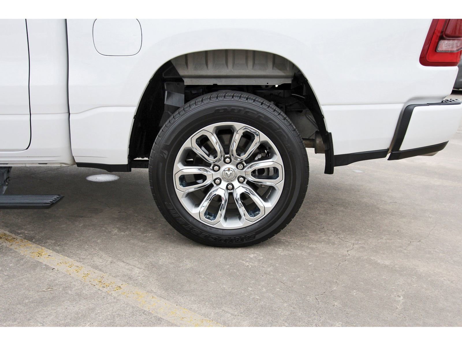 Used 2023 RAM 1500 Laramie image 31