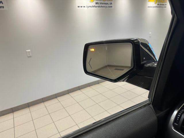 Used 2018 Chevrolet Tahoe Premier AWD/4WD image 17