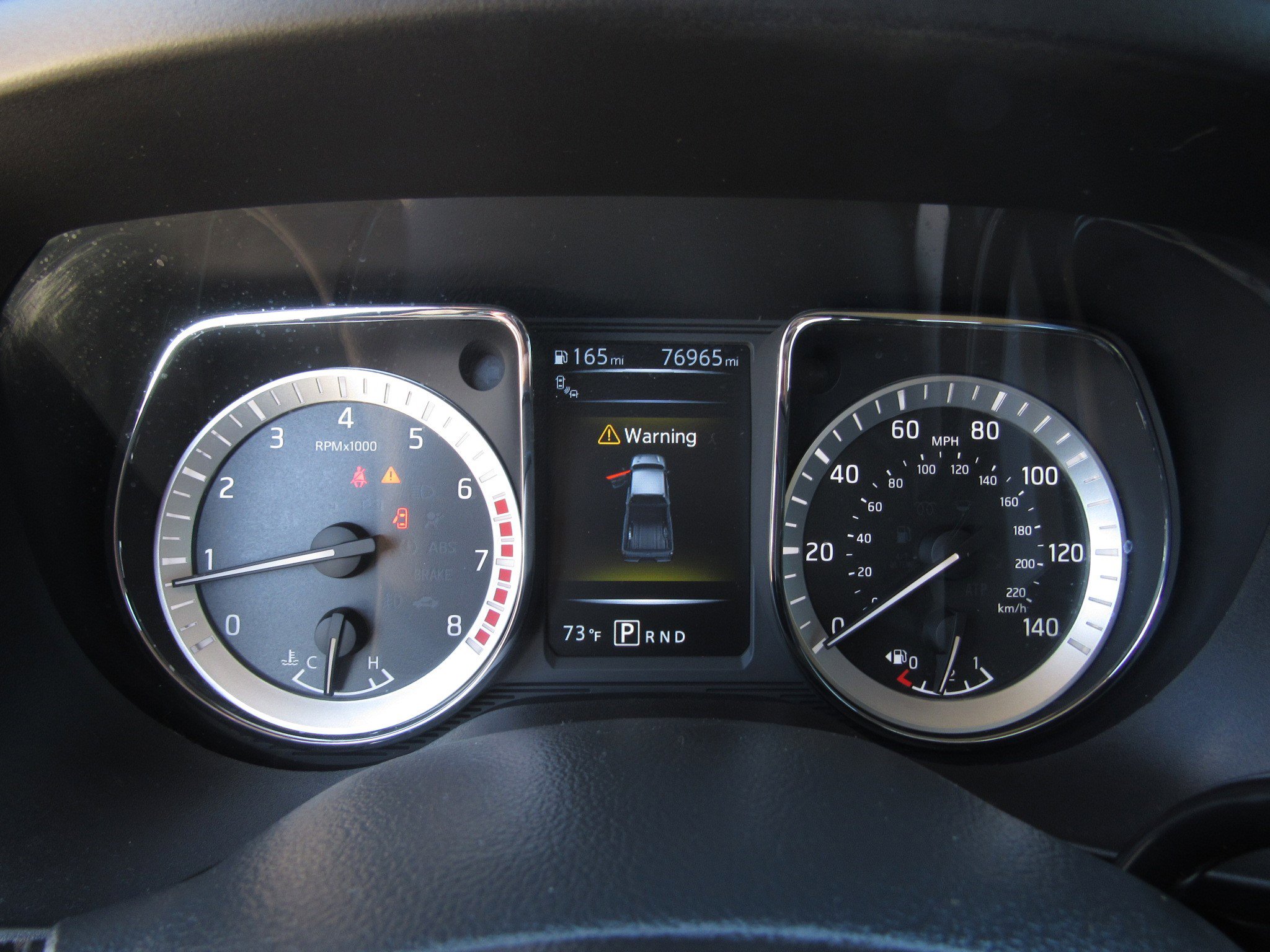 Used 2017 Nissan Titan SV image 24