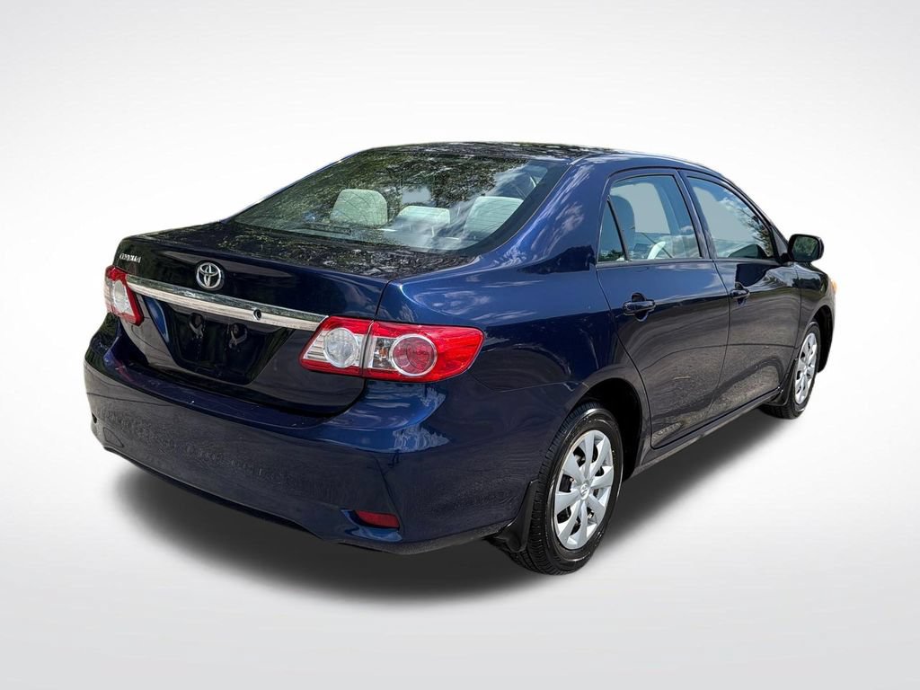 Used 2011 Toyota Corolla FWD image 5