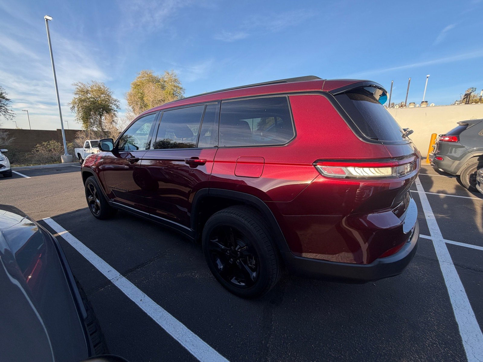 Used 2021 Jeep Grand Cherokee L Altitude image 4