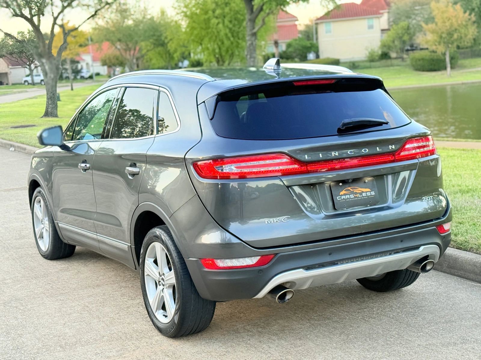 Used 2017 Lincoln MKC Premiere image 6