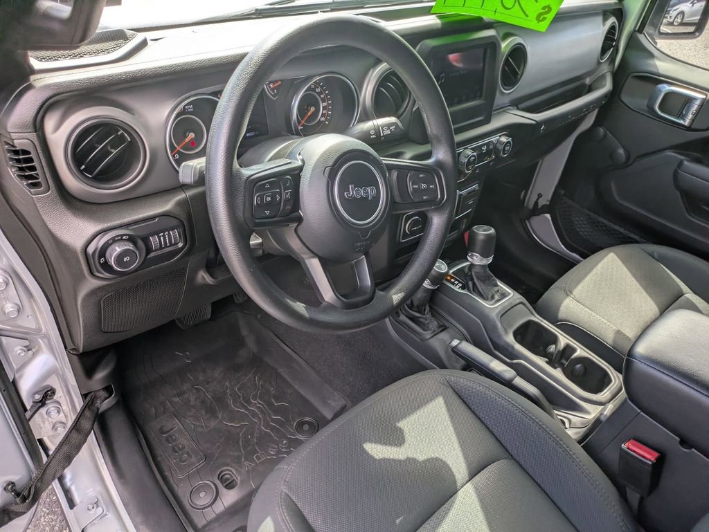 Used 2022 Jeep Wrangler Unlimited Sport image 11