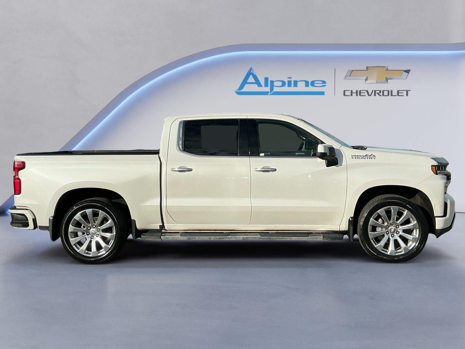 Used 2022 Chevrolet Silverado 1500 High Country w/ Technology Package AWD/4WD image 6