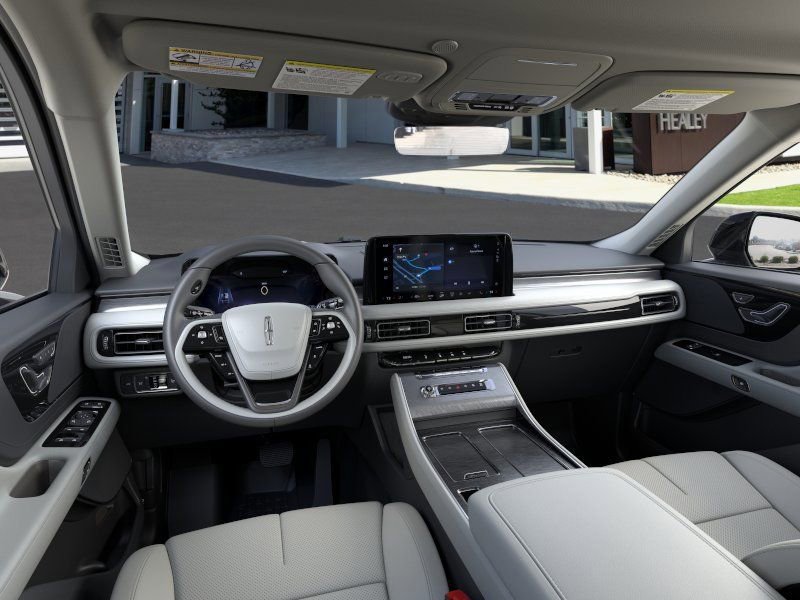 New 2026 Lincoln Aviator AWD image 38