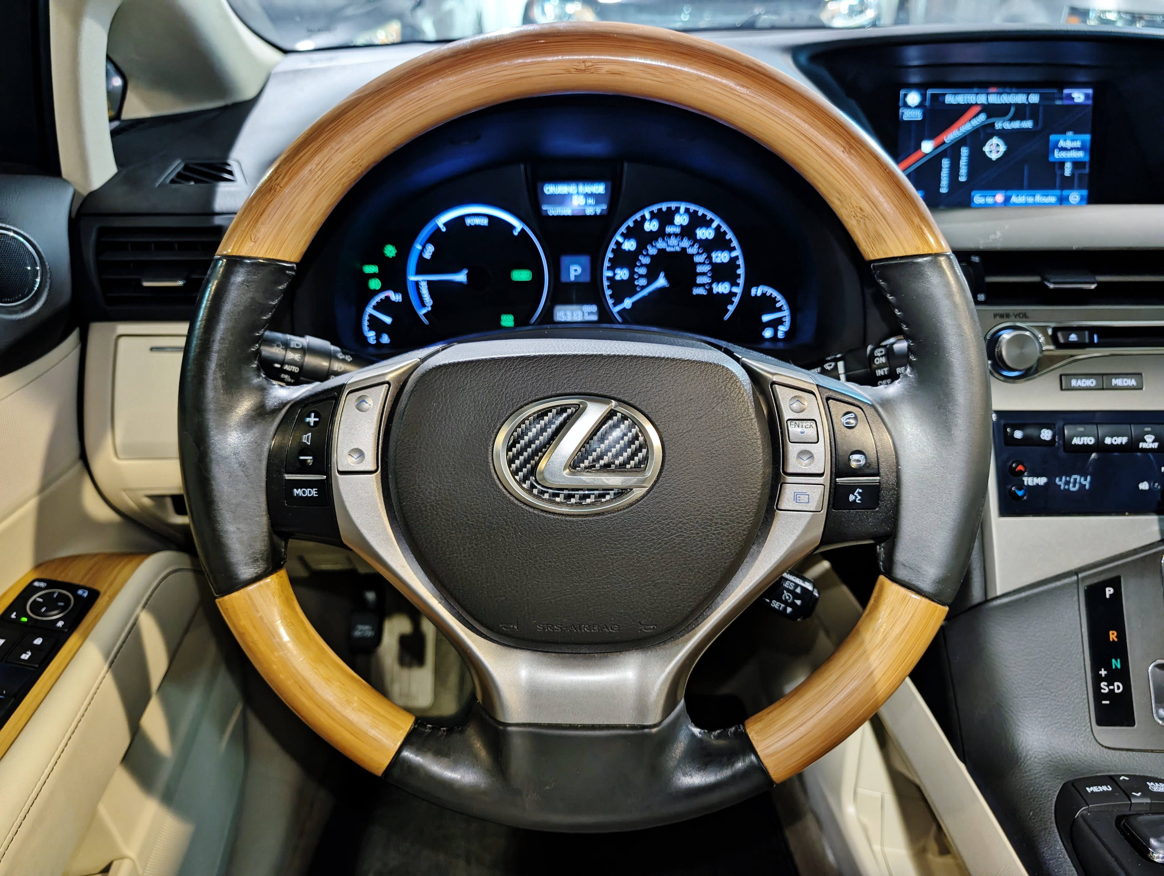 Used 2015 Lexus RX 450h AWD image 36