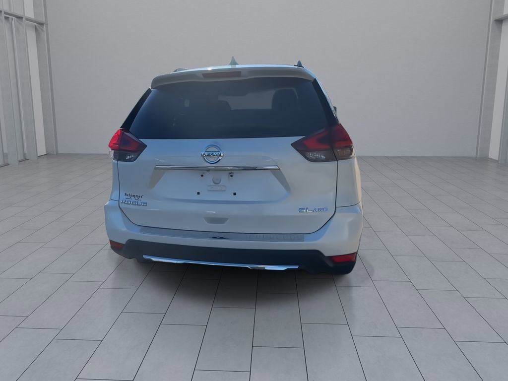 Used 2017 Nissan Rogue SL image 7