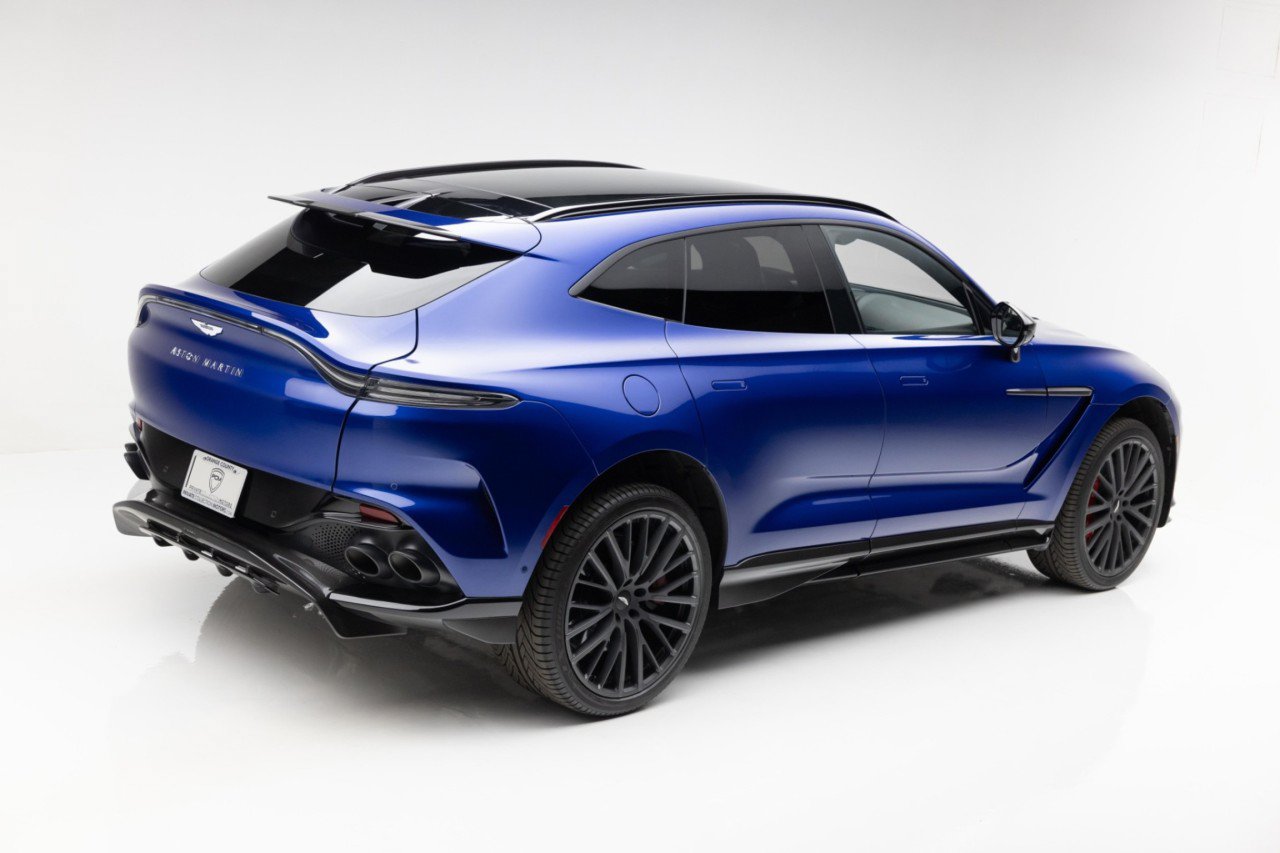 Used 2023 Aston Martin DBX 707 AWD/4WD image 3