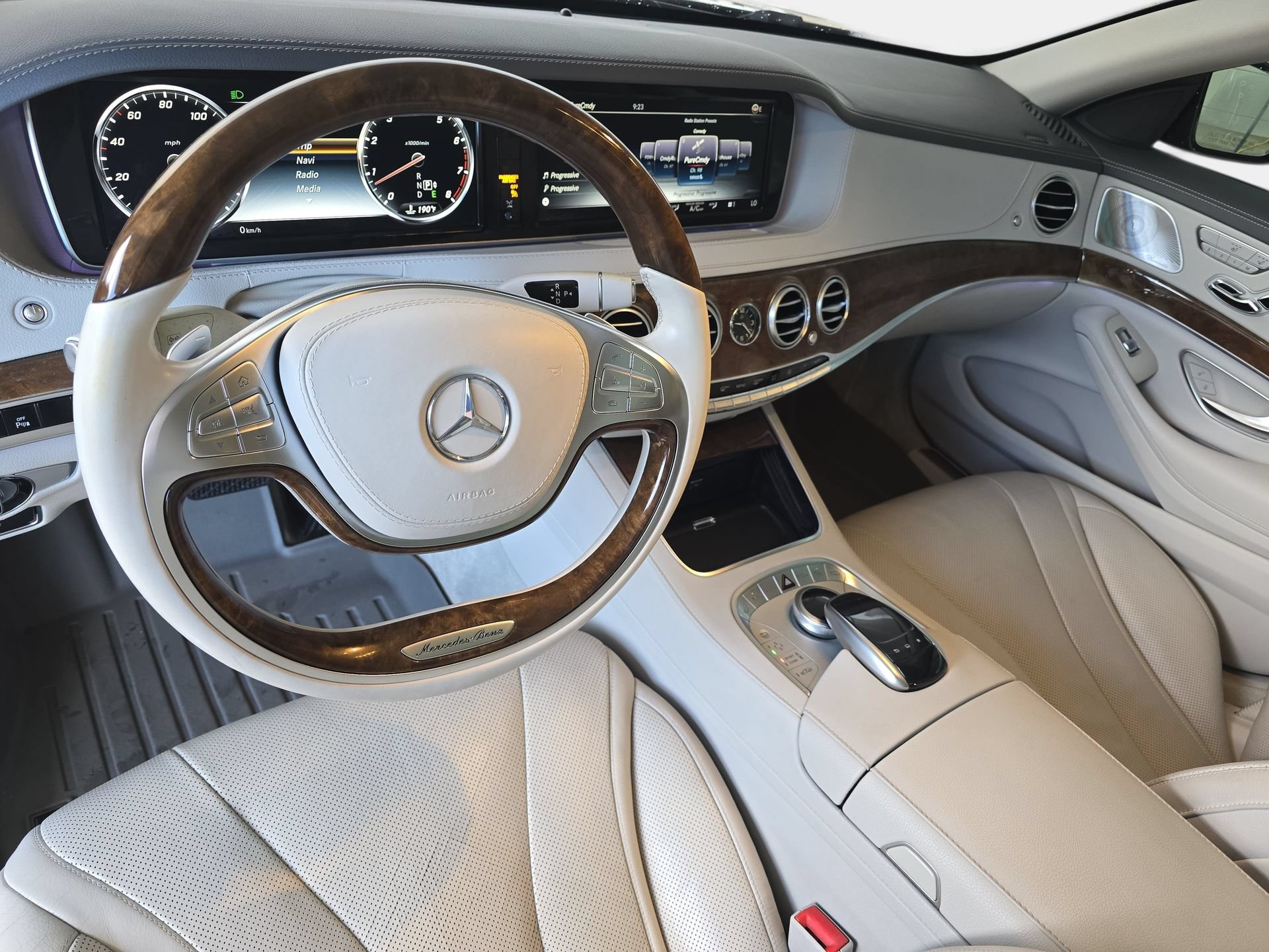 Used 2015 Mercedes-Benz S 550 4MATIC Sedan image 16