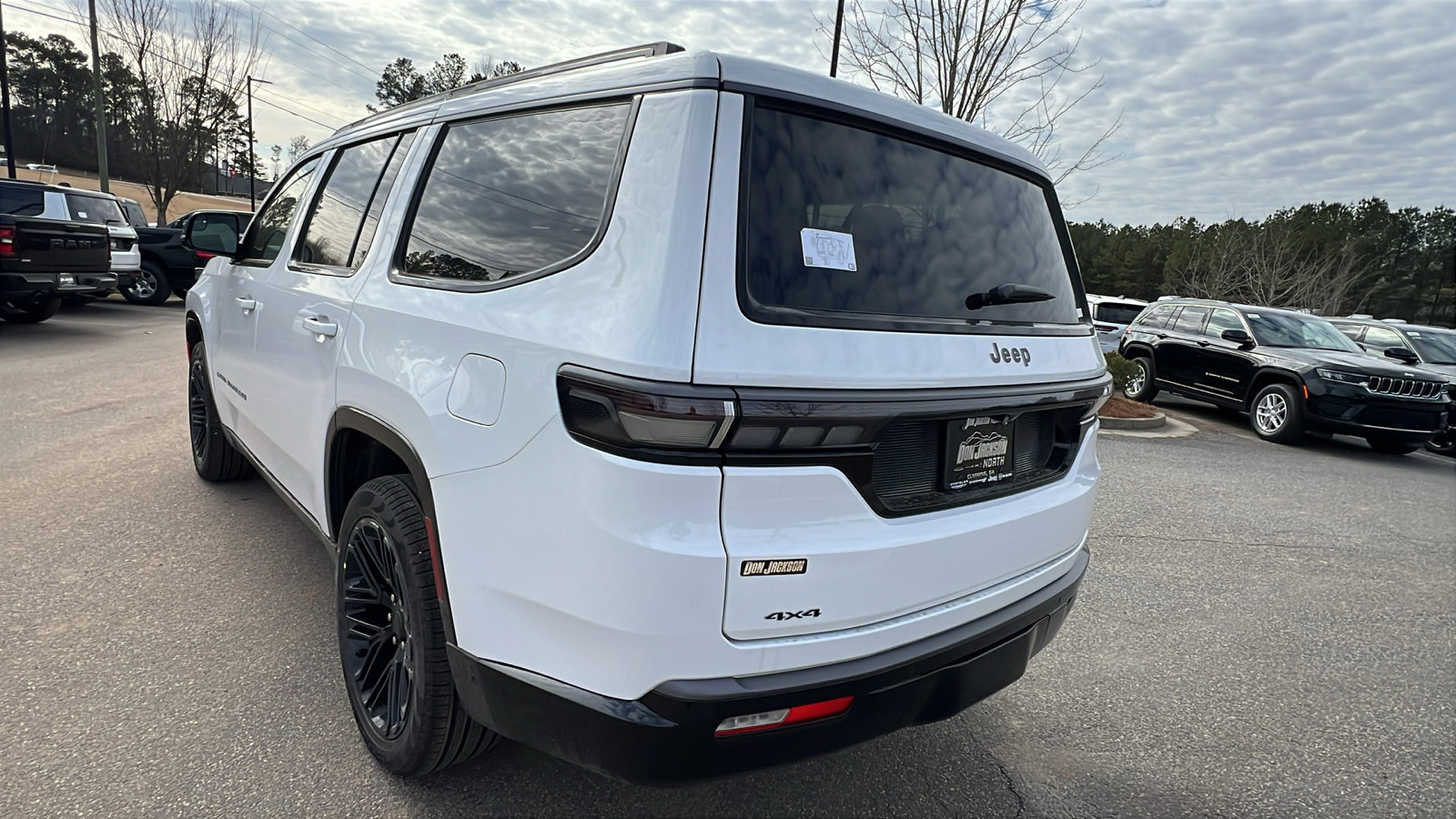 New 2026 Jeep Grand Wagoneer Limited image 9