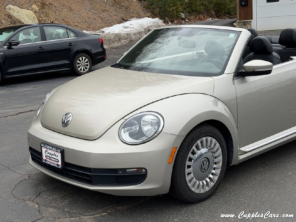 Used 2015 Volkswagen Beetle 1.8T FWD image 37