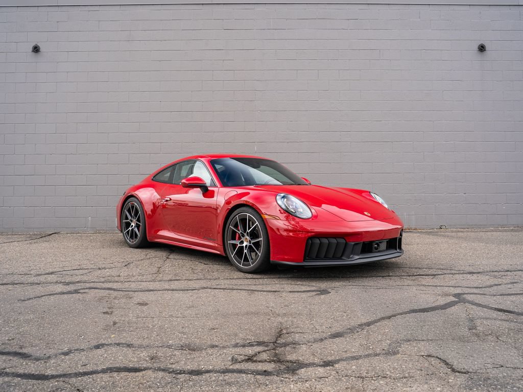 Used 2025 Porsche 911 GTS image 9