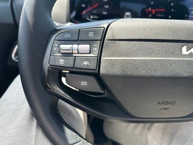 Used 2025 Kia K4 EX FWD image 35