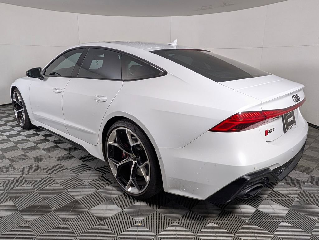 Used 2024 Audi RS 7 Performance image 3