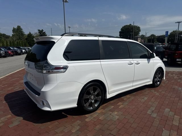 Used 2015 Toyota Sienna SE w/ SE Preferred Package FWD image 36